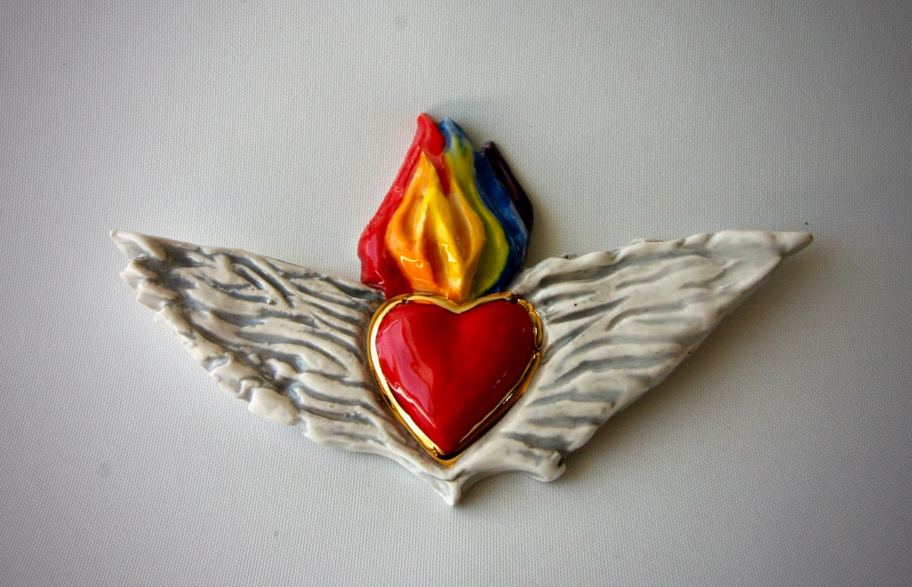Winged Flaming Heart (1)